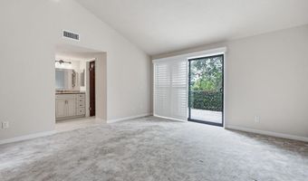 5715 Baltimore Dr 23, La Mesa, CA 91942