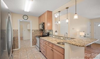 6 Mulberry Dr, Arden, NC 28704