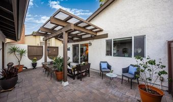 11060 Plum Tree Ln, Spring Valley, CA 91977