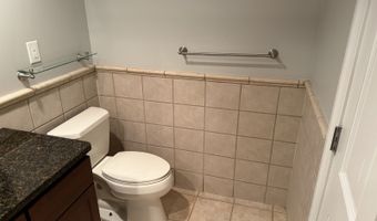 16 Canterbury, Athens, OH 45701