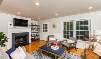 2320 SANFORD St, Alexandria, VA 22301