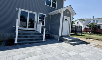 420 Greenwood St, Bridgeport, CT 06606
