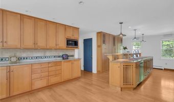 12 Howard Rd, Cumberland, RI 02864