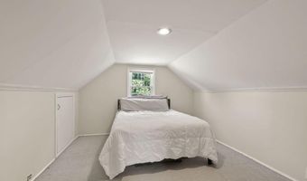 39 Eldorado St, Cranston, RI 02910