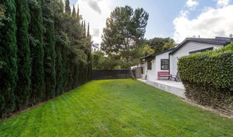 2335 Ivy Rd, Oceanside, CA 92054