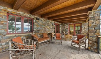 13471 Albright Ln, Bigfork, MT 59911