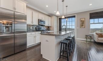 5 Blazingstar Way, Allamuchy Twp., NJ 07840