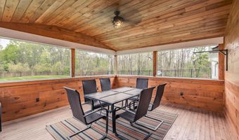 917 McDonald Dr, Amsterdam, NY 12070