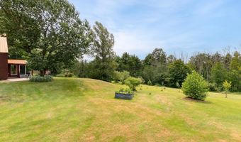 73 College Rd, Center Harbor, NH 03226