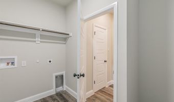 214 Navajo Trl, Alvarado, TX 76009