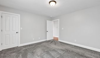 219 MOUNTAIN LAKE Trl, Alabaster, AL 35007