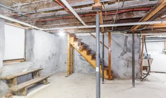10 Elm Ct, Andover, MA 01810