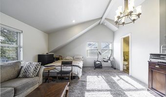 563 Rock - 152 Maple St, Ashland, OR 97520