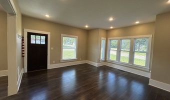 144 W 6th St, Ainsworth, NE 69210