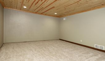 4800 N INDIGO Ln, Appleton, WI 54913