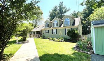 29 Stony Acre Dr, Cranston, RI 02920