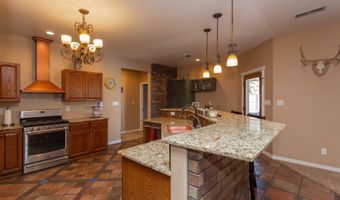 2602 Fairway Dr, Artesia, NM 88210