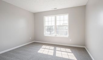 2924 Coles Creek Ln, Indianapolis, IN 46217