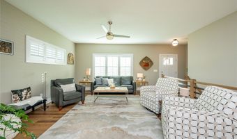 2204 SW Westwood St, Ankeny, IA 50023