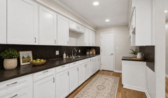 150 West St, Alto, TX 75925