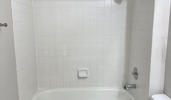 24 Cedar Grove Ct, Algonquin, IL 60102