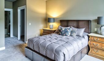 4274 Evergreen Rd 14, Adrian, MI 49221