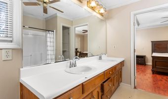 4417 MAYFAIR Rd, Anniston, AL 36207