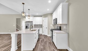 616 Whispering Pines Dr, Macon, GA 31211