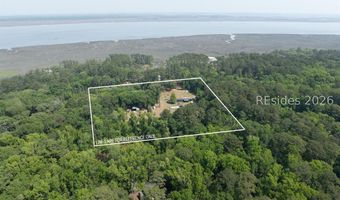 18 Quiet Cove Way, Beaufort, SC 29907