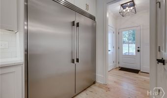 410 Milledge Cir, Athens, GA 30606