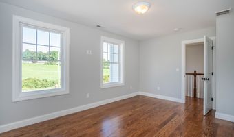 927 High Rd, Berlin, CT 06037