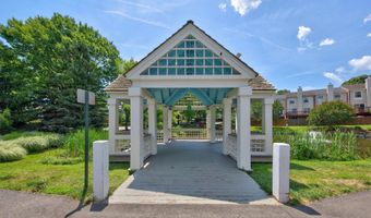 6576 MEDINAH Ln, Alexandria, VA 22312