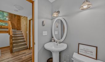139 Summit Dr, Campton, NH 03223