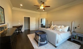 1404 Madison Ave, Bentonville, AR 72713