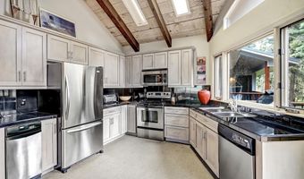 72 Cimarron Trl, Angel Fire, NM 87710
