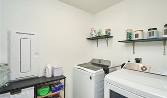 568 Auld Farm Cir, Akron, OH 44320