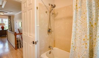 1210 McKinley Blvd, Alton, IL 62002