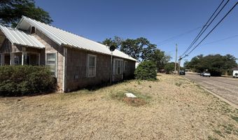 911 Ave. E St, Abernathy, TX 79311