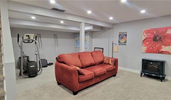 520 E Lucas St, Algona, IA 50511