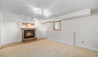 4417 EVERTON Dr, Cheyenne, WY 82009