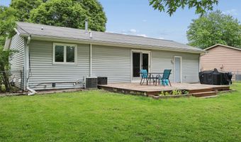 636 Garden Rd, Ames, IA 50010