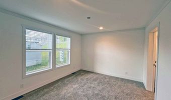 7055 Quarry Rd 201, Amherst, OH 44001