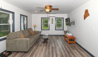 130 Farmers Hill Rd, Andover, ME 04216