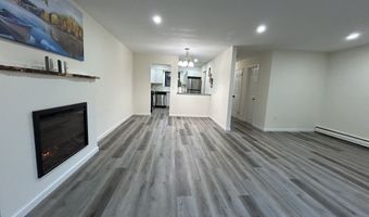 38 Sutton Pl 38, Bloomfield, CT 06002