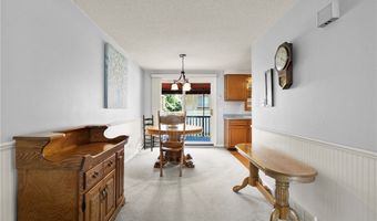 150 S Union Rd 132, Amherst, NY 14221