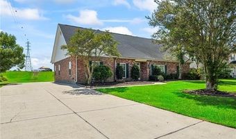101 FIELD St, Belle Chasse, LA 70037