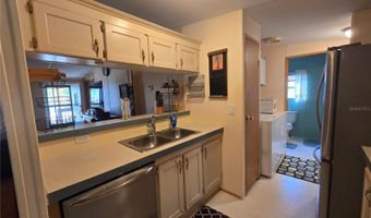 56449 MAPLE Rd, Astor, FL 32102