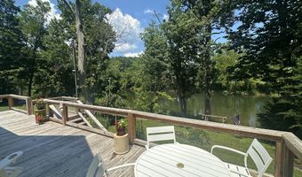 10 Greenbrier Dr, Alderson, WV 24910