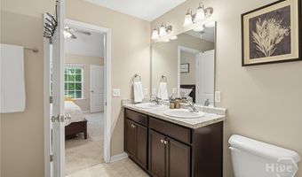 14 Griffin Rd, Allenhurst, GA 31301