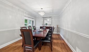 1132 S Fernandez Ave, Arlington Heights, IL 60005
